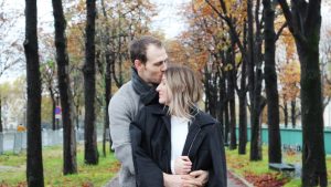 couple, paris, tour eiffel, moon, sunset, lights, love, opera, kiss